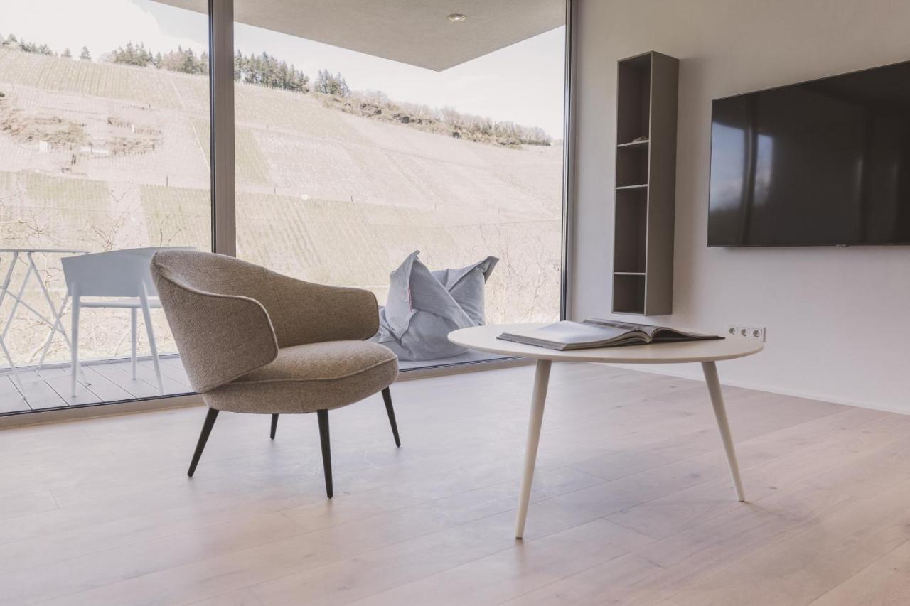 Steillage - Design Moselsuiten Mit Panoramablick Und Spa Brauneberg Buitenkant foto
